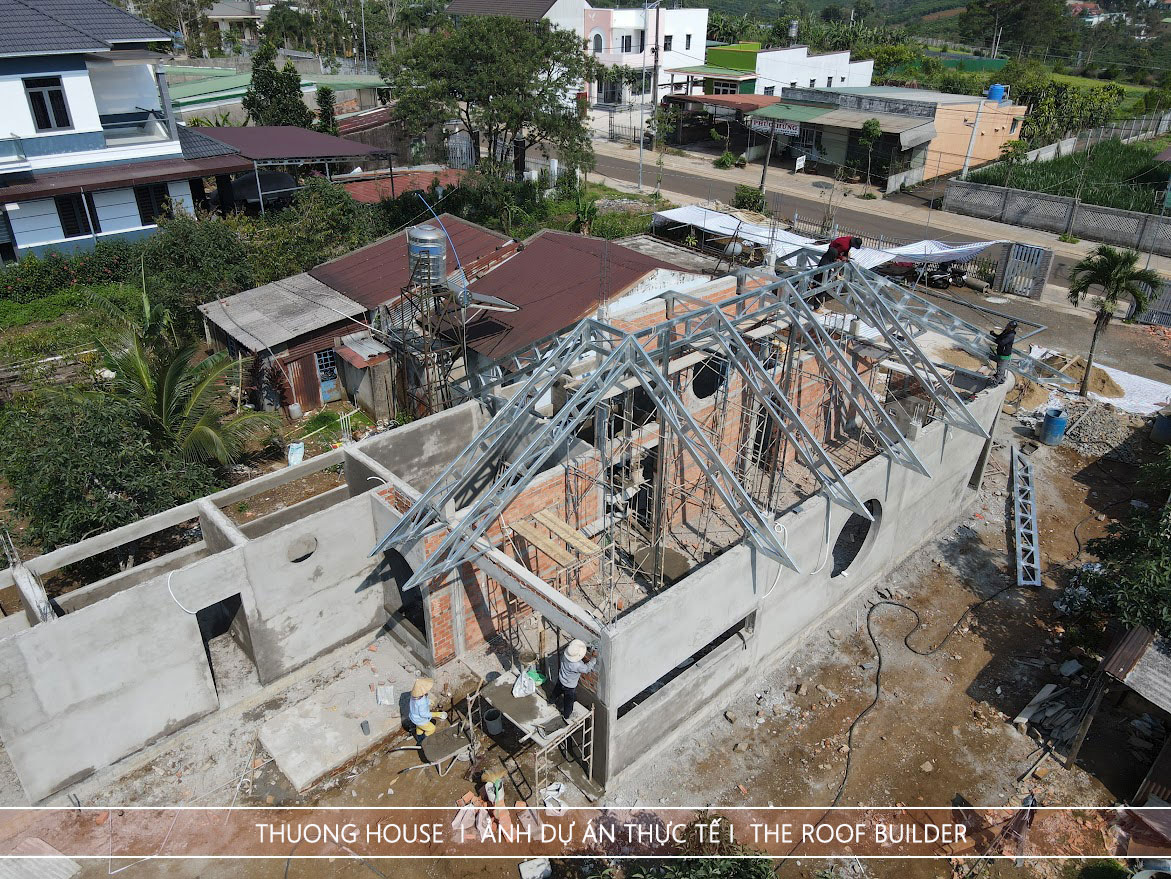 Hệ khung đỡ mái ngói được The Roof Builder tính toán tải trọng kỹ lưỡng