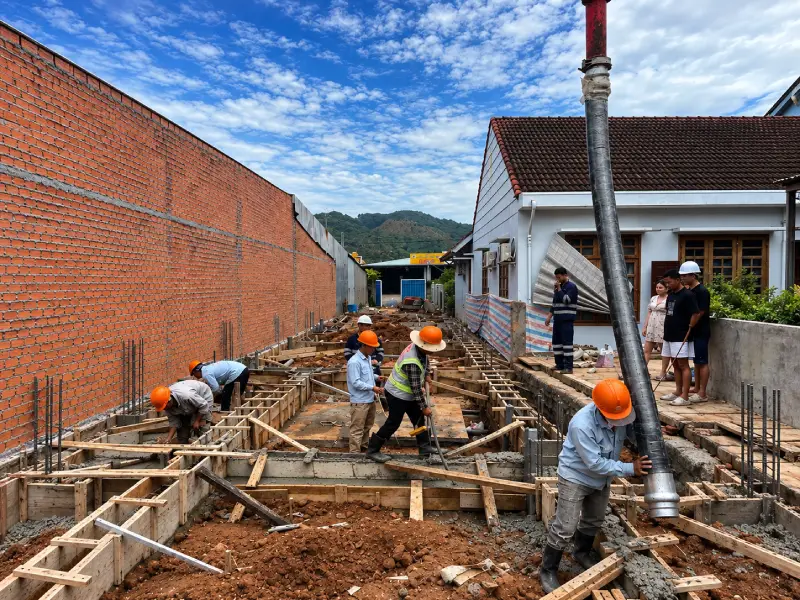 Giá nhân công xây dựng có phải là giá thuê thợ?