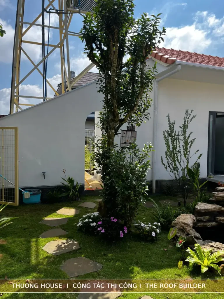 Cảnh quan sân vườn Thương House 